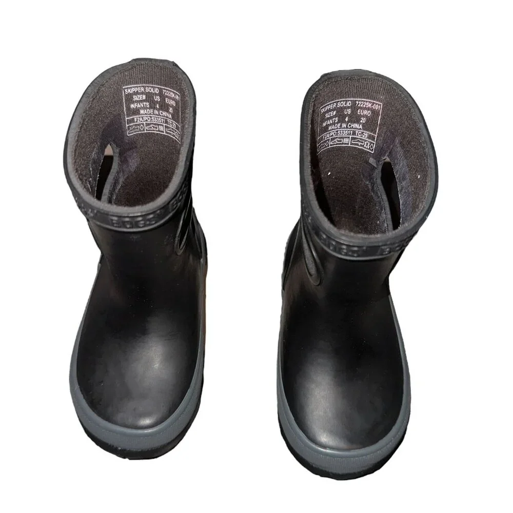 NWOT Bogs Skipper Solid Rain Boots Kids 4 Unisex Waterproof Rubber Lightweight
